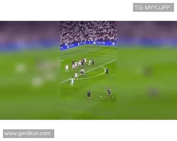 探索任意球足球场的战术奥秘与技巧提升之道